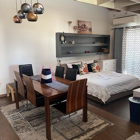 Small House Nea In City Center-With Free Parking プーラ エクステリア 写真